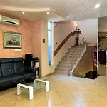 Trayana Hotel 3*