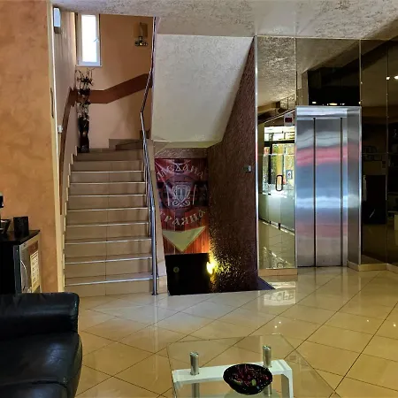 Hotel Trayana 3*