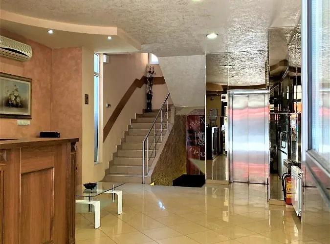 Хотел траяна 3*